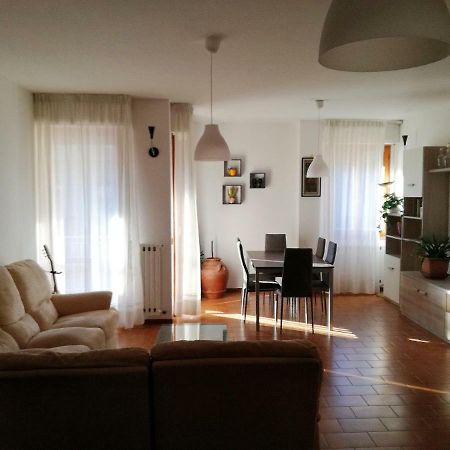 Casa Alessandro Citta di Castello Luaran gambar